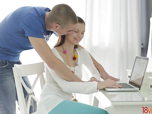 Teen threesome with an 18-year-old