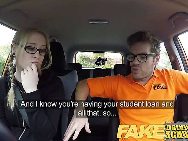 Car sex with driving school student Satine Spark