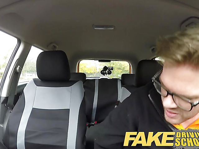 Car sex with driving school student Satine Spark