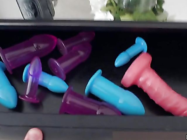 Doggy style anal in the bedroom with young Alyssa Cole