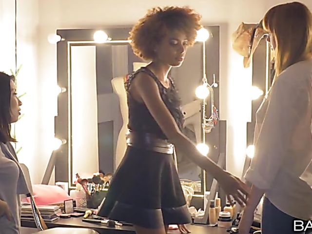 Anny Aurora - Passionate sex with adorable girls