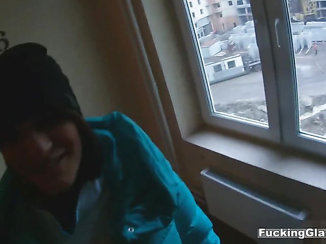 Russian amateur gets pounded in POV