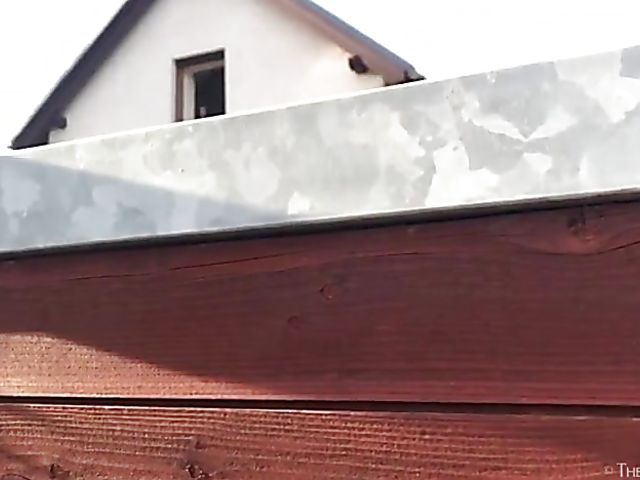 Skinny brunette Kira Zen cant stop fingering