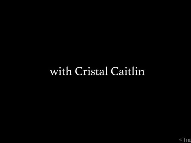 Cristal Caitlin shaving pussy in the bath