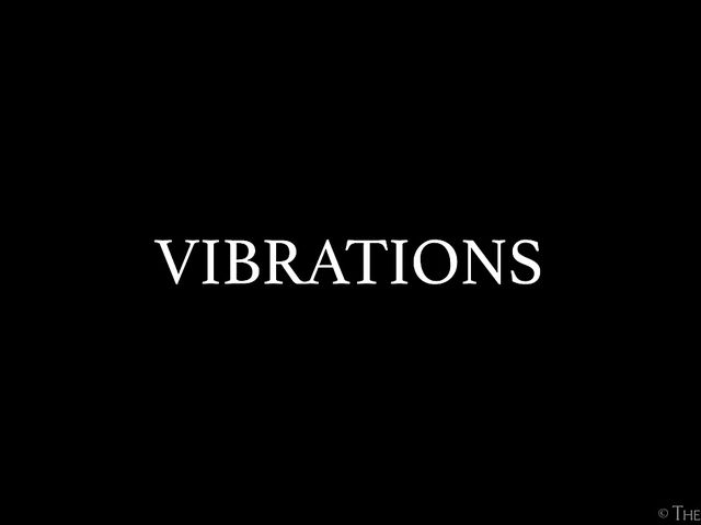 Cristal Caitlin shaving pussy in the bath