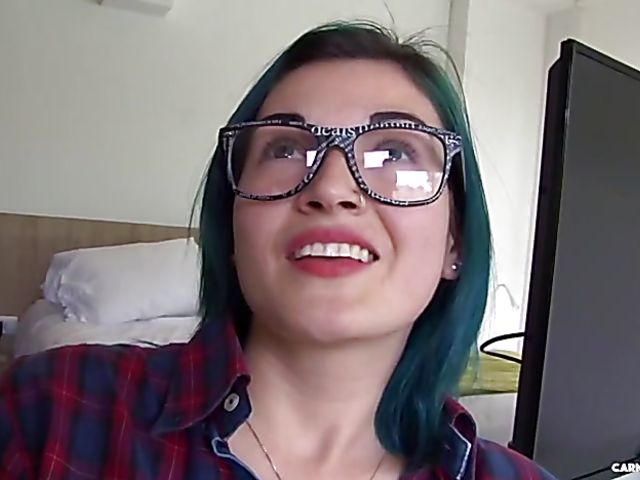 Amateur latina with glasses Clara Lucia gets down and dirty