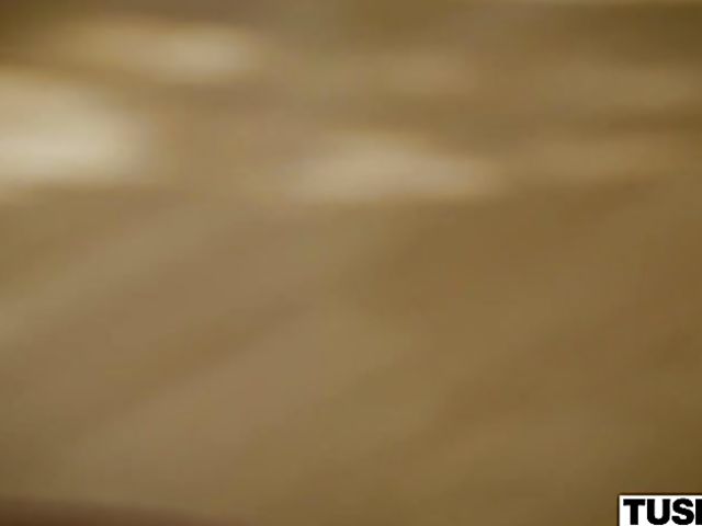 Alaina Dawson - Skinny teen anal experience