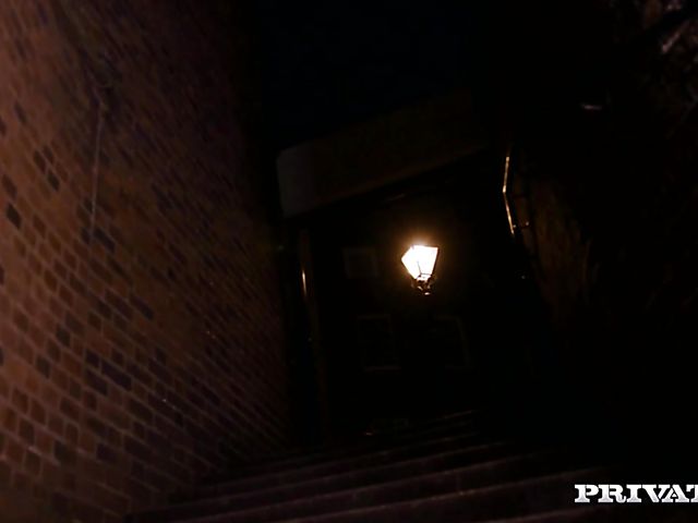 Outdoor anal and pussy slamming with Stella Cox