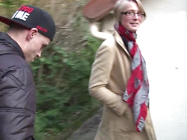 Busty French amateur getting her pussy and butt fucked