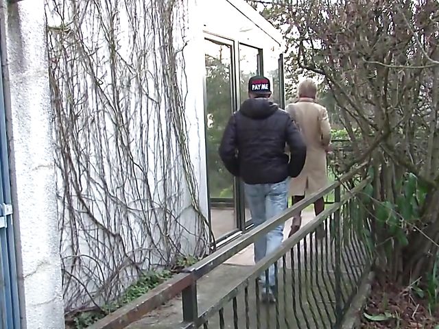 Busty French amateur getting her pussy and butt fucked