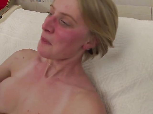 Busty French amateur getting her pussy and butt fucked