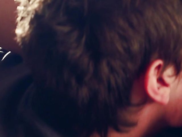 Standing pussy licking with redhead Selena