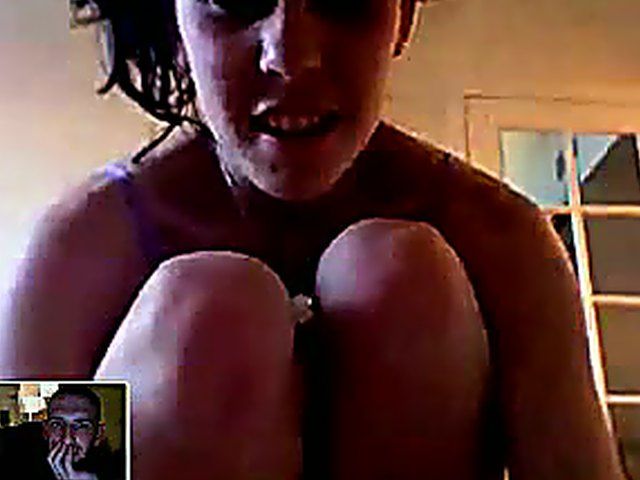 Horny babe has an orgasm all by herself