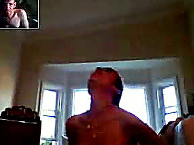 Horny babe has an orgasm all by herself