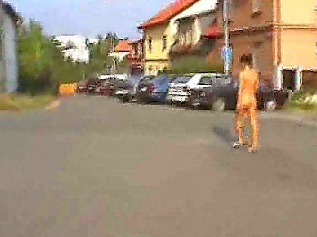 Stunning brunette gets to hot to handle