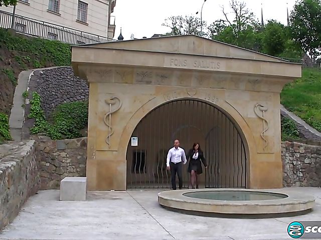 Huge tits mature woman Michaela OBrilliant gets her pierced cunt fucked