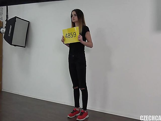 Hardcore casting with 18 year old Dominika