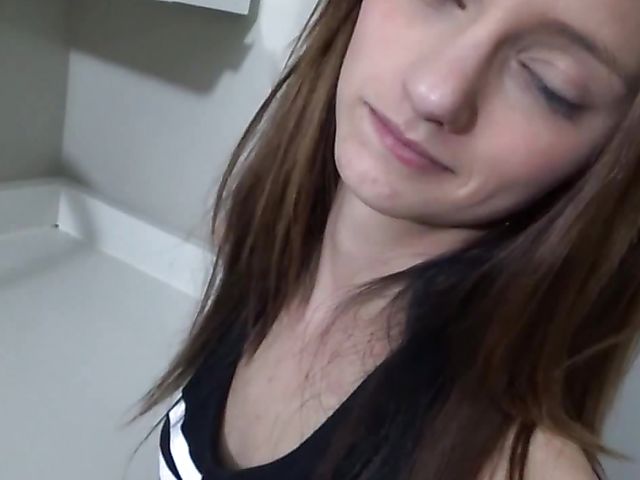 Skinny girlfriend Farrah Valentine rides her man