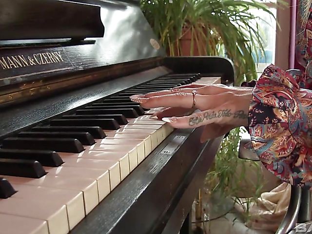 Fully clothed golden shower orgy with nasty ladies