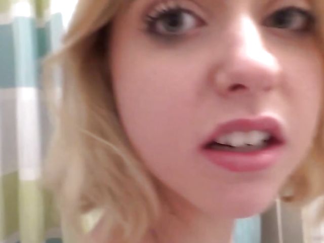 Mind controlled Chloe Couture gets banged