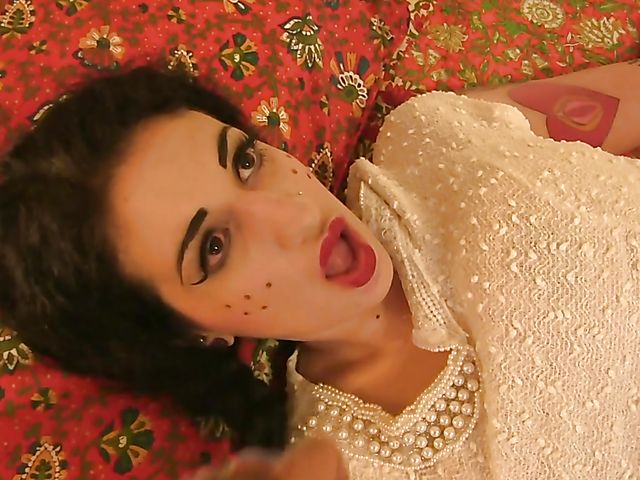 Alt brunette pretends to be a doll and gets face fucked