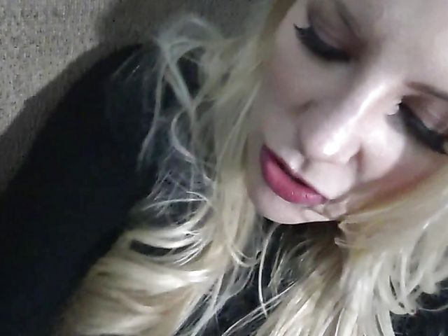 Blonde mom Ashley Fires takes a dick on the sofa