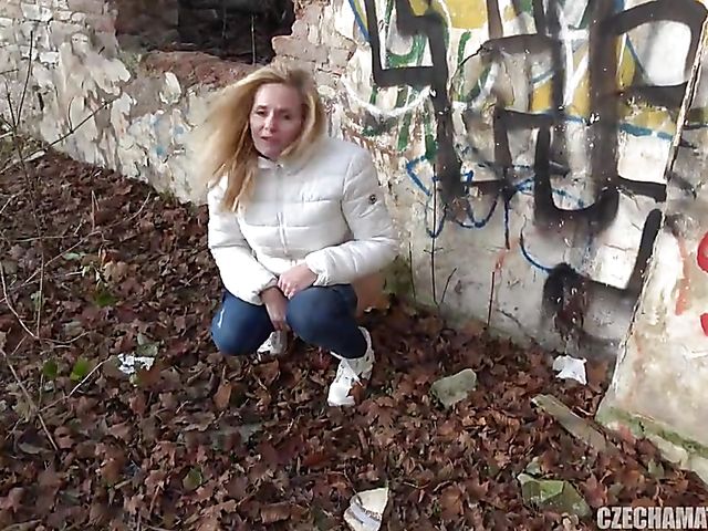 This Czech amateur loves getting fucked