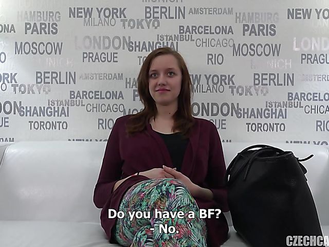 Czech girl Zuzanas first porn experienced