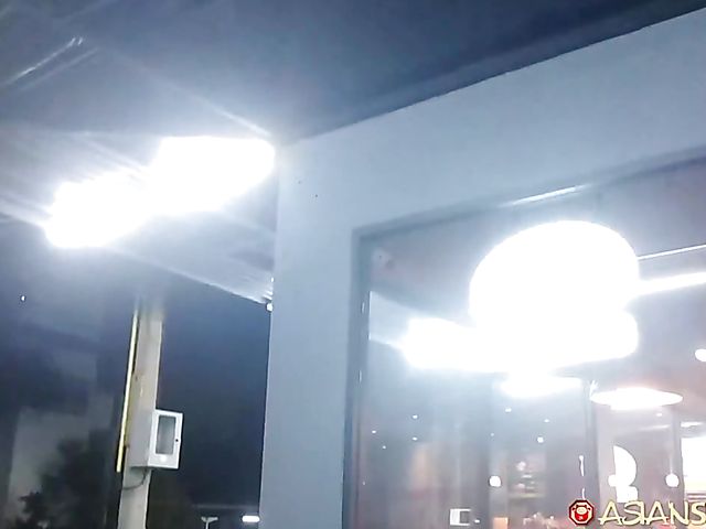 Thai amateur sucks and fucks on camera for the first time