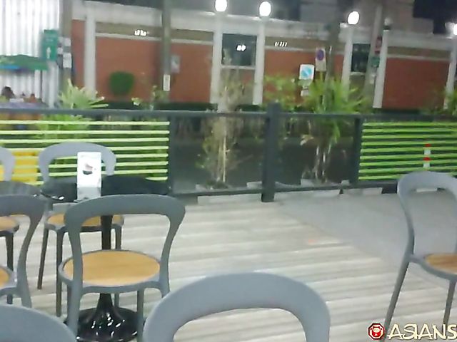 Thai amateur sucks and fucks on camera for the first time