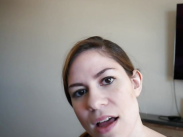 Perfect boobed Ashley Alban deepthroat gagging