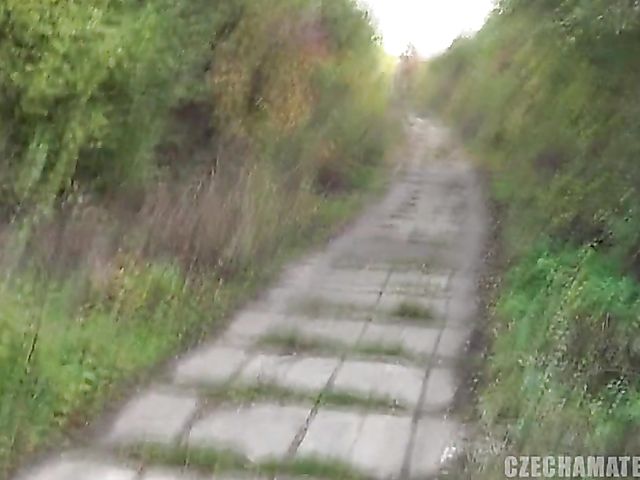 Amateur sex tape of a kinky Czech girl