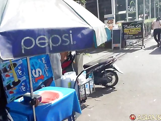 Sexy asian Kwan is good at banging