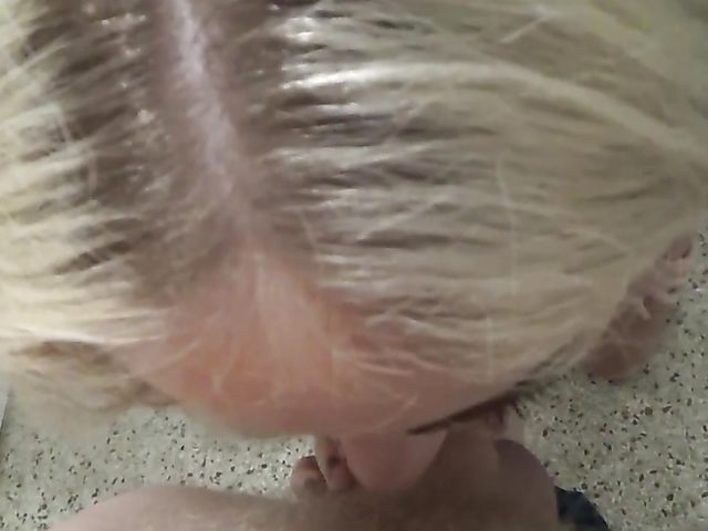 Petite blonde teen Naomi Woods sucks and fucks her stepbrother