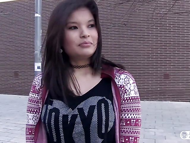 Big titty Asian girlfriend Miyuki Son sucking and fucking on cam