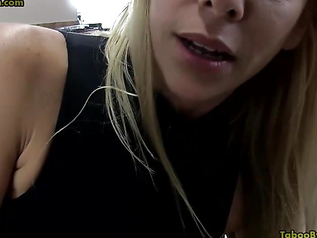 Big tits mom Alexis Fawx gets a fuck in the kitchen