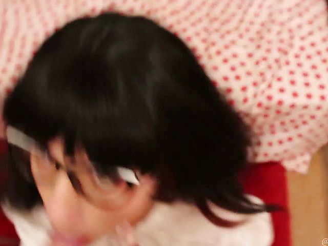 Amedee Vause - Daughter blowjob with her specs on