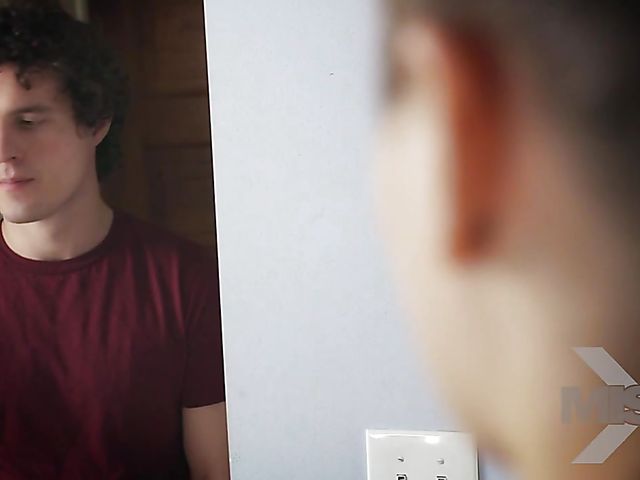 Massage seduction leads to a good fuck