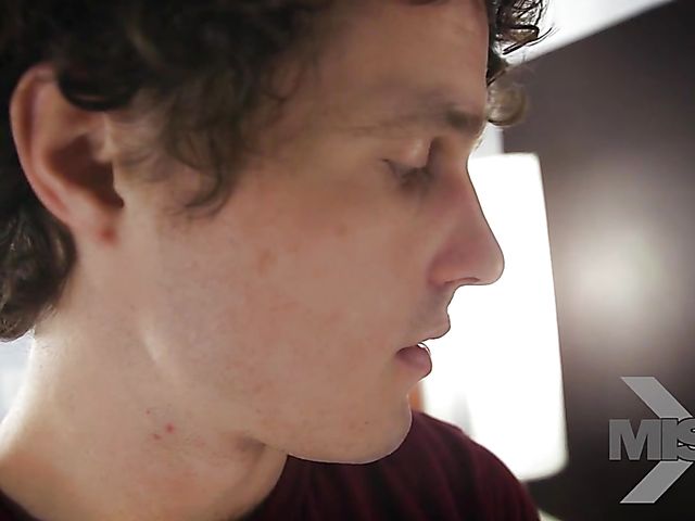 Massage seduction leads to a good fuck