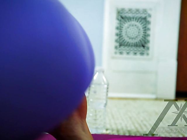 Flexible MILF Darcie Dolce displays juicy ass and tits