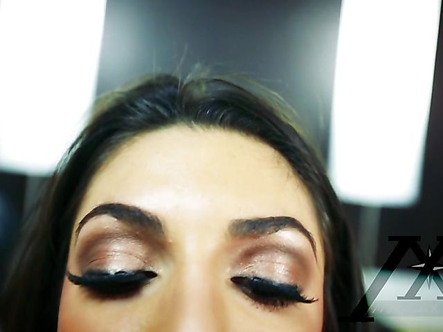 Flexible MILF Darcie Dolce displays juicy ass and tits