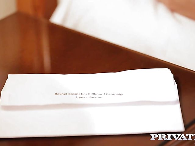 Alexis Crystal threesome MMF at the bar