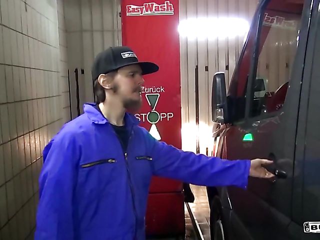 Sex in a van with busty brunette Jacky Lawless