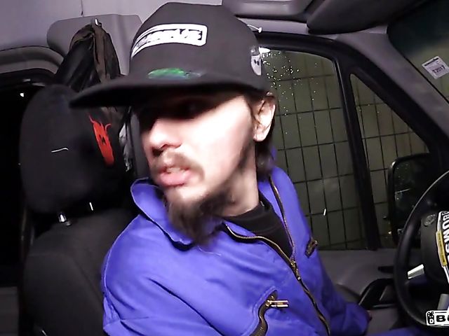 Sex in a van with busty brunette Jacky Lawless