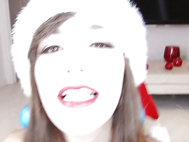 Holly Michaels - Amazing deepthroat and pussy pounding on Christmas