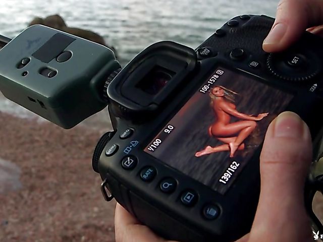 Bikini model Tahlia Paris posing naked on the beach