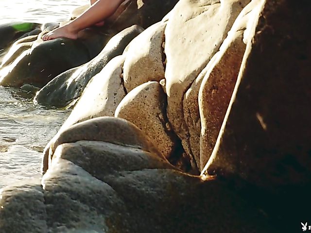 Bikini model Tahlia Paris posing naked on the beach