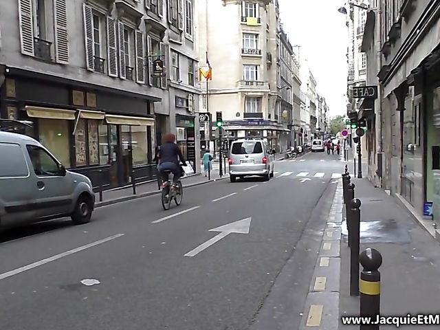 French ebony Cindy gets double fucked