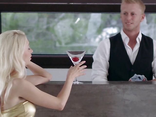 Nancey's teen pussy is so fucking tight