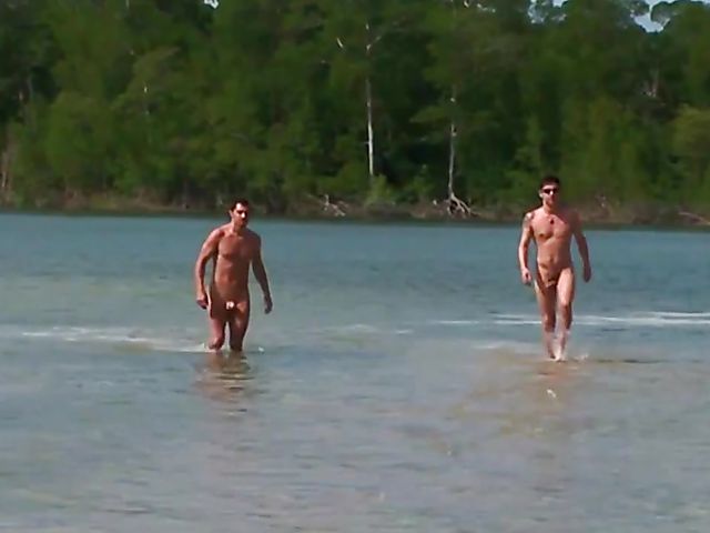 Outdoor DP in the water with Barbie Banks